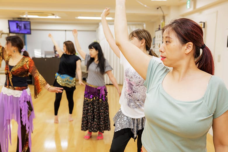 体験レッスンでベリーダンスの魅力を感じてみてください
